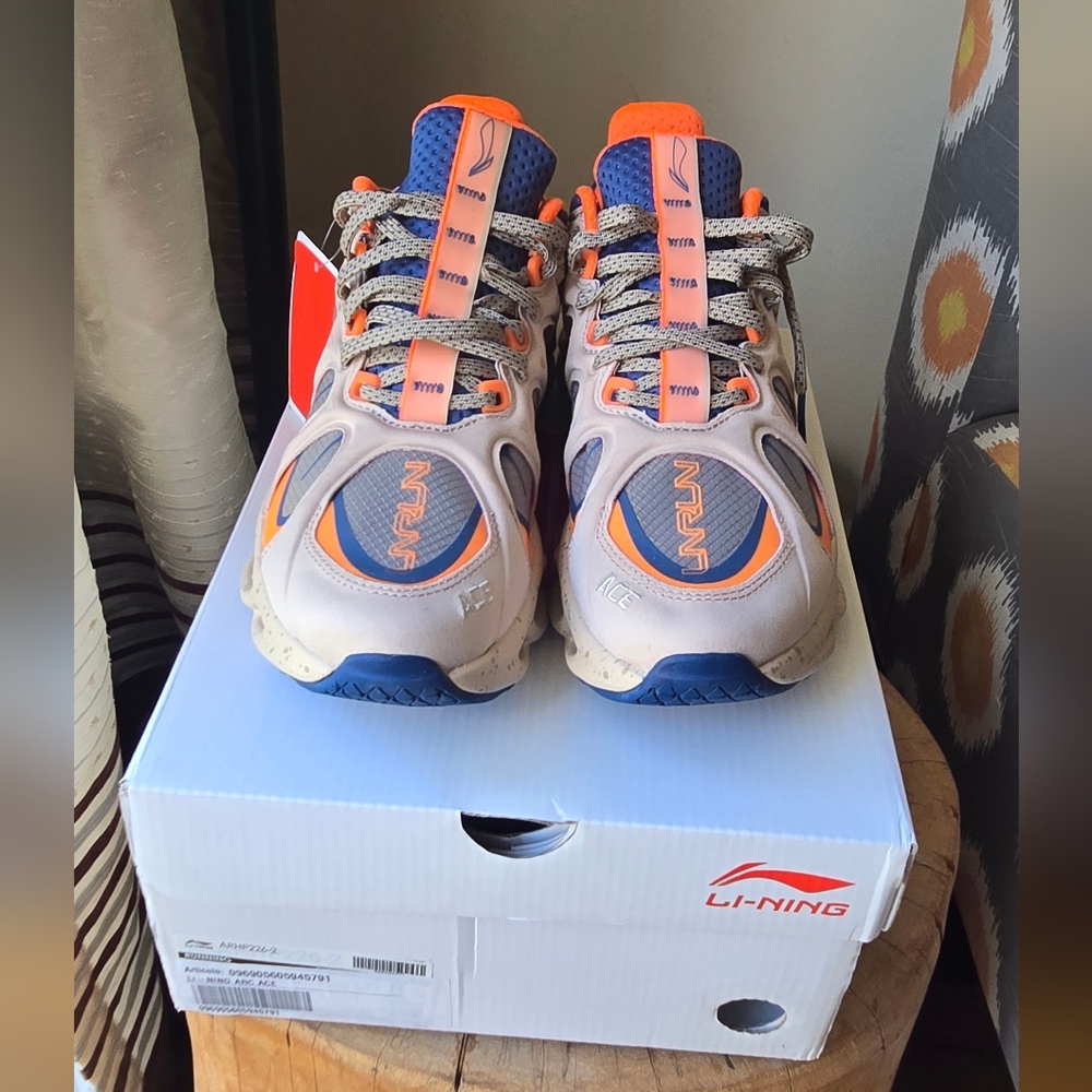 Li-Ning Arc Ace Sneakers